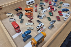 Oben Einzelstück, unten Masse.